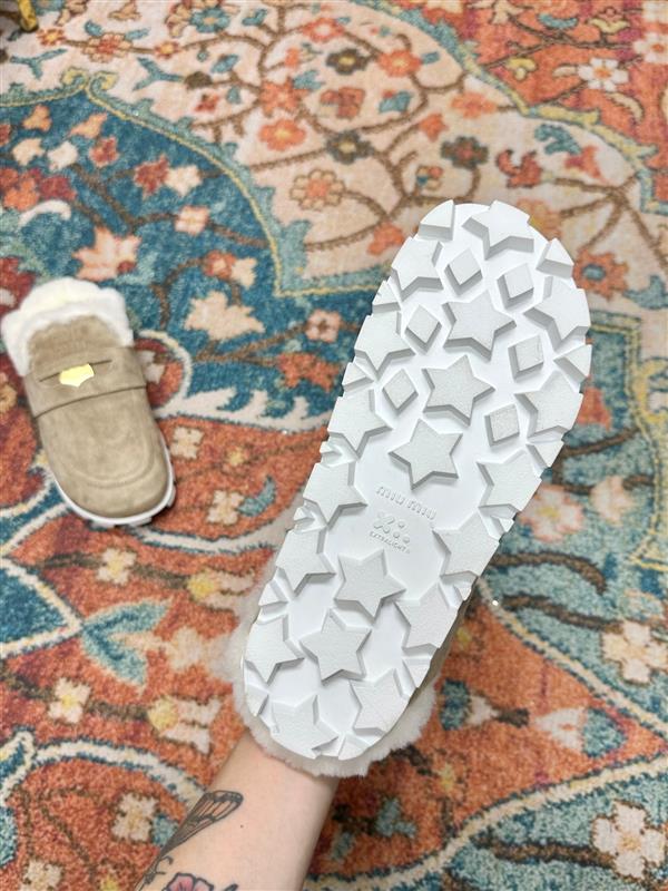 20243518228189 27023